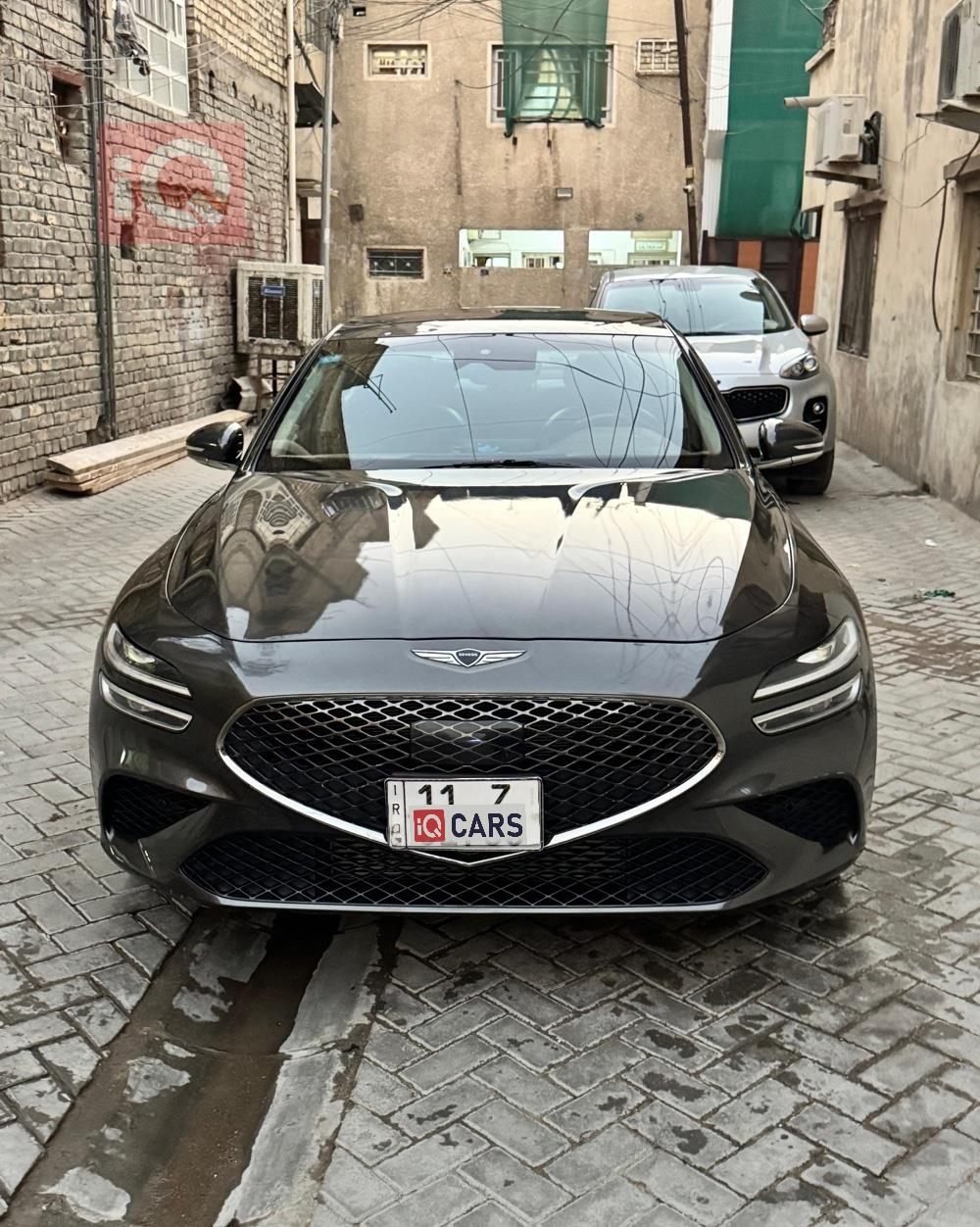 جنسس G70
